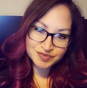 Meet your Posher, Malia